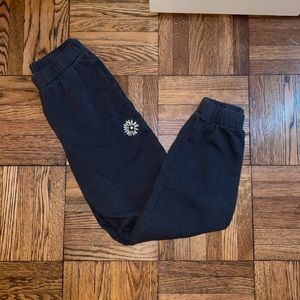 hollister black sunflower sweatpants size xs